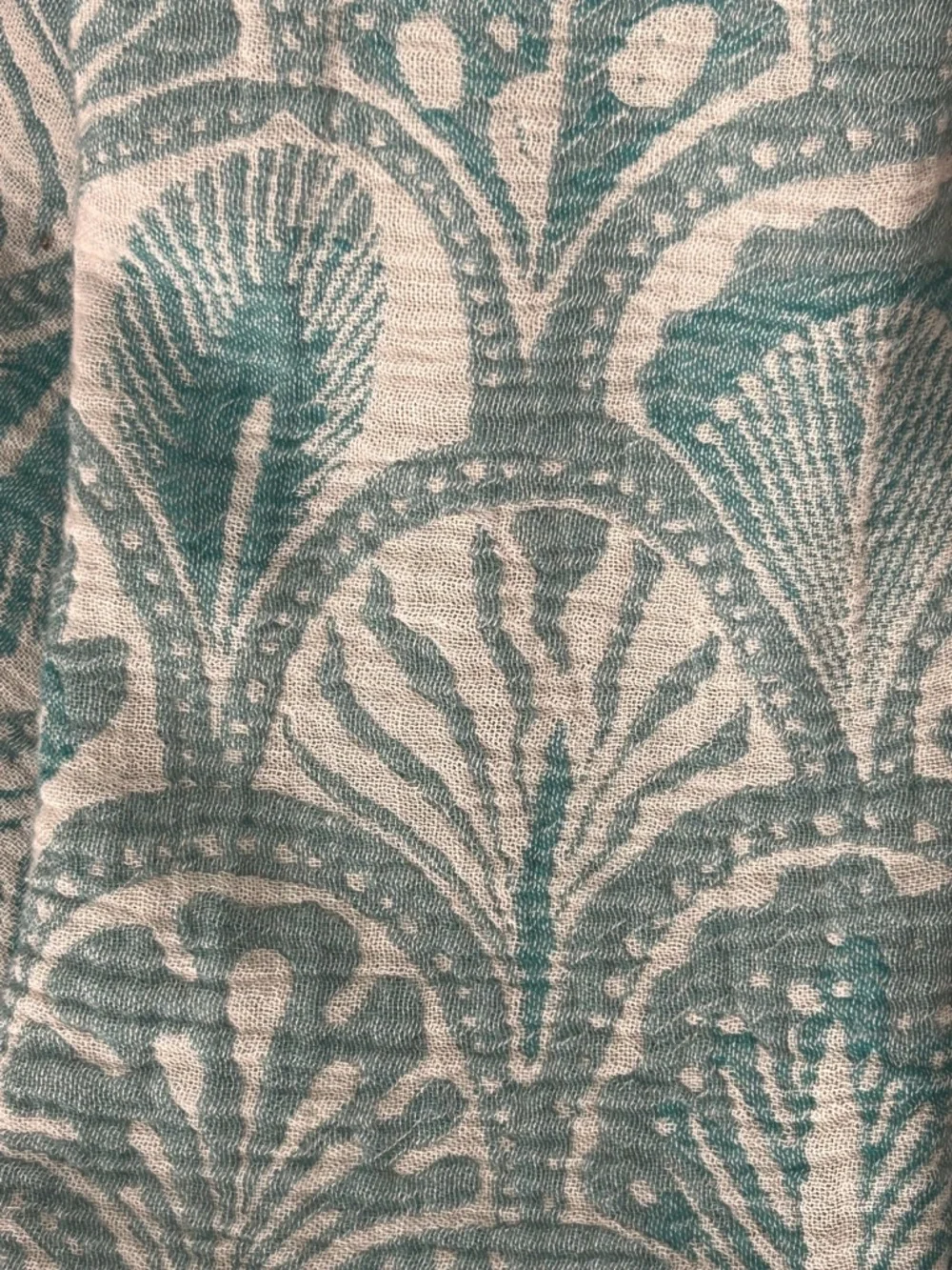 Succulent Bath Beach Towel in Teal Green Ecru White Modern Woven Design 38 x 72 - Picture 5 of 16